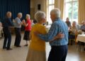 Bourgoin-Jallieu : « Je ne danse pas, mais je sais bouger ! » - Témoignages de seniors au thé dansant