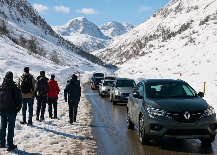 Col de Larche : Réouverture aux véhicules après la neige en Alpes-de-Haute-Provence.