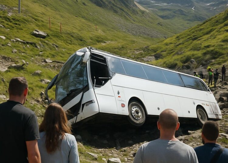 Savoie : un bus de touristes israéliens chute à Val Thorens, bilan tragique.