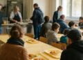 La cantine à un euro pour les familles en difficulté à La Roche-sur-Foron.