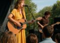 Concert de Wild Woods, la chanteuse de la Drôme, à Bourg-lès-Valence le 10 octobre.